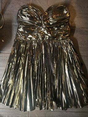Lulu's Metallic Gold Strapless Pleated Party Dress